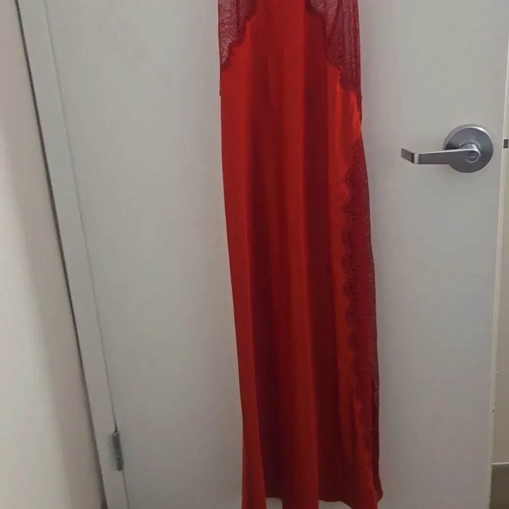Victorias SECRET BUNDLE - Picture 8 of 16